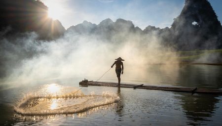 What Makes a Life Story Worth Telling?